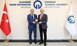 Şeref Malkoç’tan Rektör Prof. Dr. Hamdullah Çuvalcı’ya ziyaret