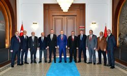 MHP Trabzon İl Başkanlığı Vali Tahir Şahin'i ziyaret etti!