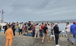 359 kişiyi taşıyan feribot battı