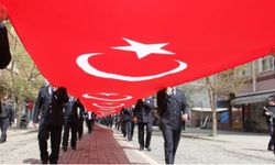 Türk bayrağına saygısızlığa tutuklama
