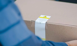 Siteye bırakılan kargo paketi patladı!