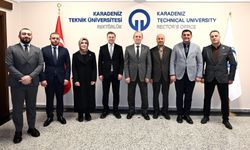 Anahtar Parti Trabzon İl Başkanı Köse’den Rektör Çuvalcı’ya Ziyaret