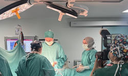 Ameliyathanenin "görünmeyen yüzü"nü fotoğraf karelerine yansıttı