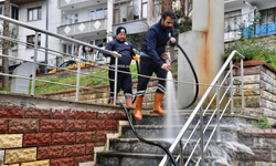 Ortahisar'dan camilerde Ramazan temizliği