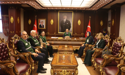 Yeşilay Trabzon Şubesi Başkanı Güner, Of Kaymakamı Eşref Akça’yı ziyaret etti