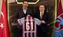 Ticaret Bakan Yardımcısı Mustafa Tuzcu'dan Trabzonspor'a ziyaret!