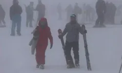 Rekor yoğunluk: Uludağ’a 47 bin araç giriş yaptı