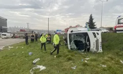 Öğrencileri taşıyan otobüs kaza yaptı!