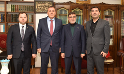 Başkan Çelebi’den İran Başkonsolosluğu’na taziye ziyareti