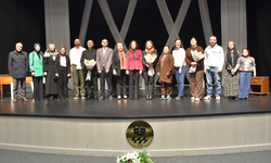 Trabzon'da kadın konukevinden hizmet alanların yaşadıkları tiyatro sahnesine taşındı