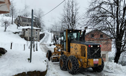 Rize’de 21 köy yolu kar nedeniyle ulaşıma kapalı bulunuyor