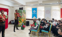 Rize'de öğrencilere Karagöz ve Hacivat gösterisi!
