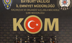 Bayburt'ta 10 litre kaçak alkol ele geçirildi