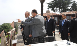 Başkan Ekim, Mahir Ünal’ı tarihi Ortamahalle’de ağırladı