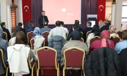 Bayburt’ta aday öğretmenler için uyum semineri başladı