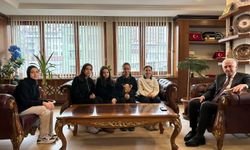 Başkan Sarıalioğlu miniklerin sorularını yanıtladı