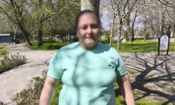 Bir kadın sıkı takip sonucu kocasını başka biriyle bastı