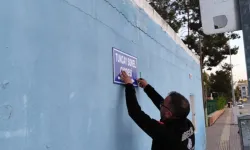 Tuncay Sonel'in adının verildiği caddenin tabelası söküldü