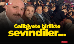 Galibiyete birlikte sevindiler