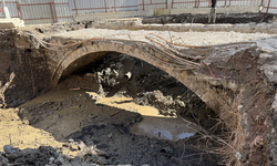 Rize'de yol düzenleme çalışmalarında tarihi taş kemerli köprü bulundu