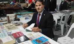 13 Yıllık Emek Okuyucuyla Buluştu: Mustafa Durmuş’tan Trabzon’un Hafızasına Işık Tutan Eser