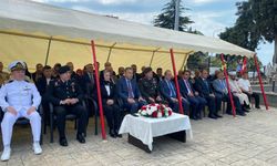 Trabzon protokolünden bayramda şehitlik ziyareti!