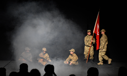 Trabzon'da "Yönetmen Öğretmen Tiyatro Festivali" başladı