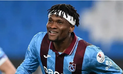 Trabzonsporlu Chibuike Nwaiwu baba oldu