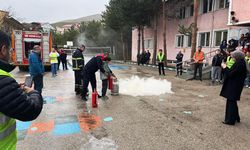 İtfaiyeden öğrencilere yangın eğitimi