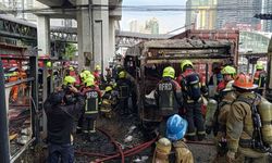 Tayland’da hemzemin geçit faciası: 8 ölü