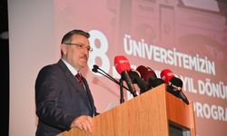 Ahmet Metin Genç'ten o üniversiteye övgü