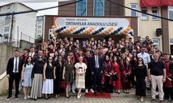Ortahisar Anadolu Lisesi'nde mezuniyet töreni yapıldı