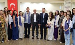 Kazakistanlı Acenteler Trabzon'da: "Kazak Gençlerini Karadeniz'e Getirmek İstiyoruz"