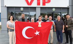 Dünya Şampiyonu Abdullah İnan Trabzon’da Coşkuyla Karşılandı