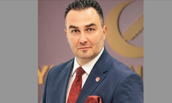 Yeniden Refah Partisi Genel Başkan Yardımcısı Gezgin'in içinde bulunduğu makam aracı kaza yaptı: 3 yaralı