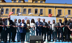 Trabzon'da kadınların hazırladığı el emeği ürünler sergide beğeniye sunuldu