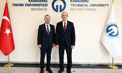 Hopa Kaymakamı Arslantürk’ten KTÜ Rektörü Prof. Dr. Çuvalcı’ya Ziyaret