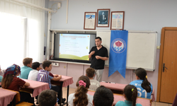Büyükşehir’in ‘akran nezaketi’ eğitimleri sürüyor