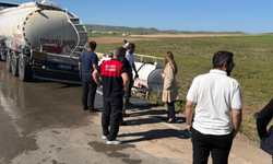 Bayburt'ta yakıt yüklü tankerin devrildiği bölgede çevresel inceleme yapıldı