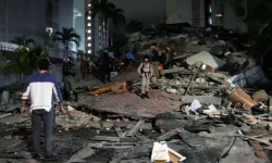 39 saniye arayla iki büyük deprem! Binalar çöktü, uçuşlar durduruldu