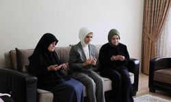 Bakan Göktaş'tan şehit annesine duygulandıran ziyaret