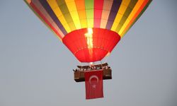 253 şehidin resimleri gökyüzünde