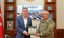Bayburt Garnizon Komutanlığında görev değişimi