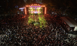 34. Uluslararası Akçaabat Müzik ve Halk Oyunları Festivali renkli görüntülerle başladı