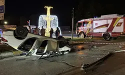 Erzurum'da otomobilin takla attığı kazada biri ağır 3 kişi yaralandı