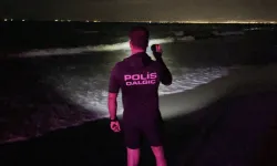 Denize giren 5 kişilik aileden 3'ü boğuldu