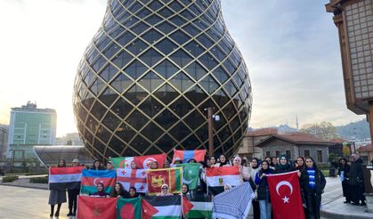 Trabzon Uluslararası Öğrenci Derneği, renkli bir Rize gezisi düzenledi