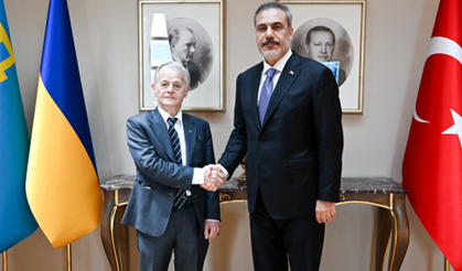 Hakan Fidan'ın boyu sosyal medyada gündem oldu!