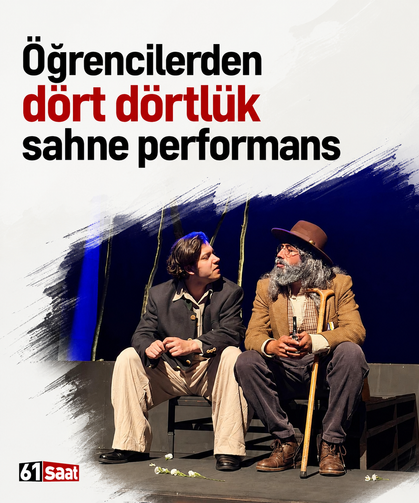 Öğrencilerden dört dörtlük sahne performansı