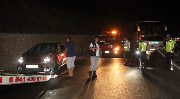 Amasya'da 6 aracın karıştığı trafik kazasında 8 kişi yaralandı